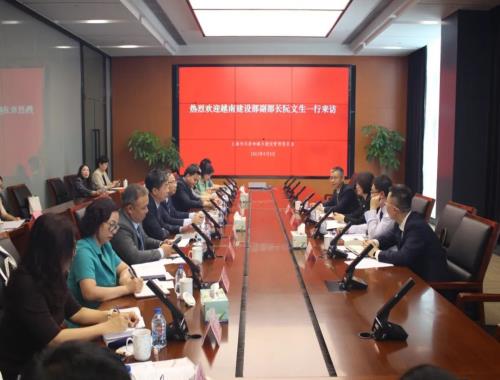 住房城乡建设部副部长董建国会见越南建设部副部长阮文生